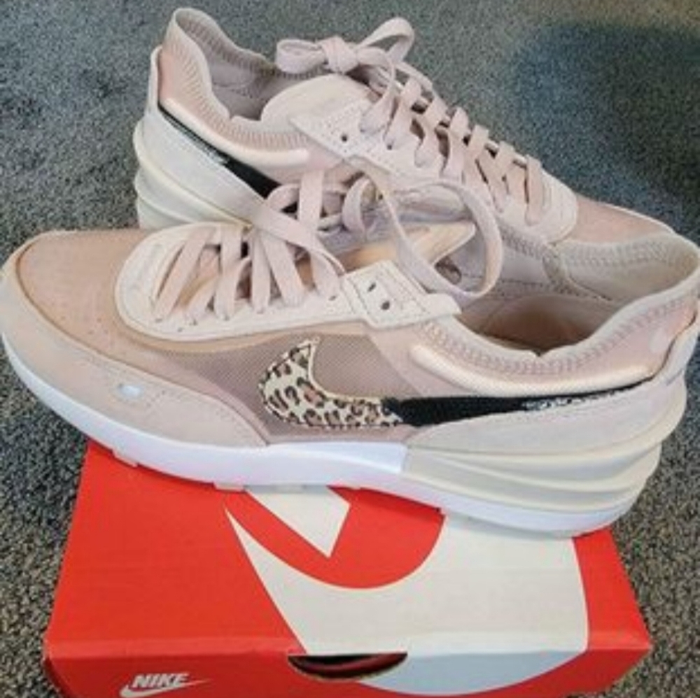 NIKE WAFFLE ONE SNEAKERS